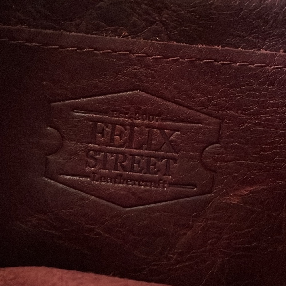 Beautiful Red leather handmade shoulder bag - Picture 6 of 11